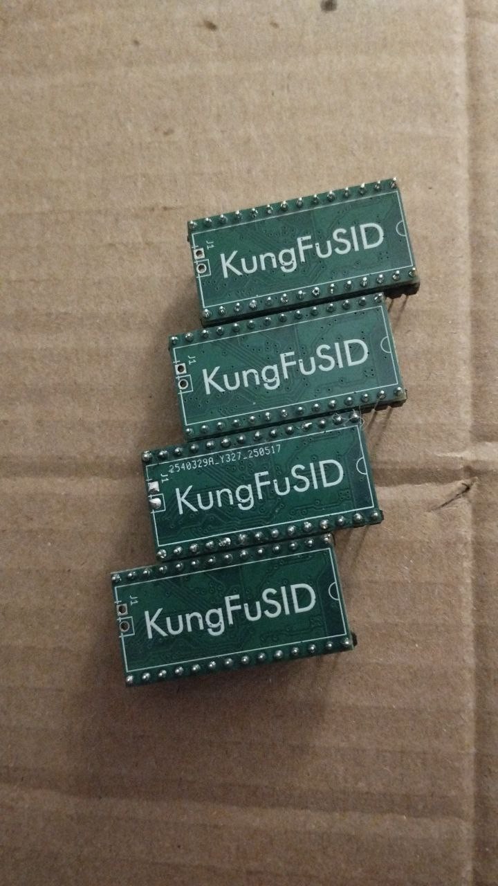 4x KungFuSID SID-emulator for Commodore 64/64C/128