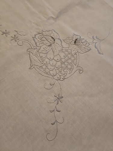 Italienische bestickte und Cutwork Leinen Tischdecke Floral 84"X 64" & 8 Servietten - Bild 4 von 13