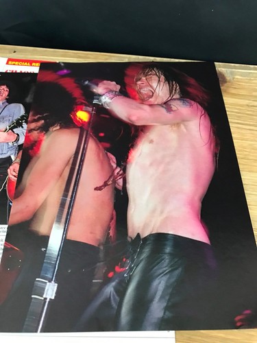1989 VINTAGE 11 PG MAGAZINE ARTICLE/PHOTO SPREAD GUNS N ROSES CHAOS INTO POWER - Picture 4 of 6