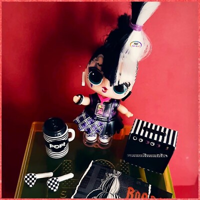 L.O.L. Surprise! ROADIE Remix Hair Flip 