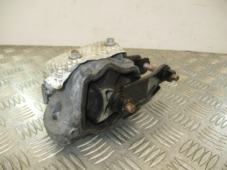 Land Rover Discovery Sport 2.0 204DT 2017 Montaje/soporte motor 6G926P082AB 28K Foto 3 de 4