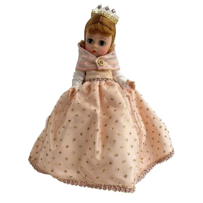 Madame Alexander 8'' Doll Wendy Loves Being a Prom Queen With Stand Peach Dress