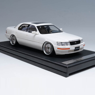 新品未組立 ラジコンキット LEXUS LS-400