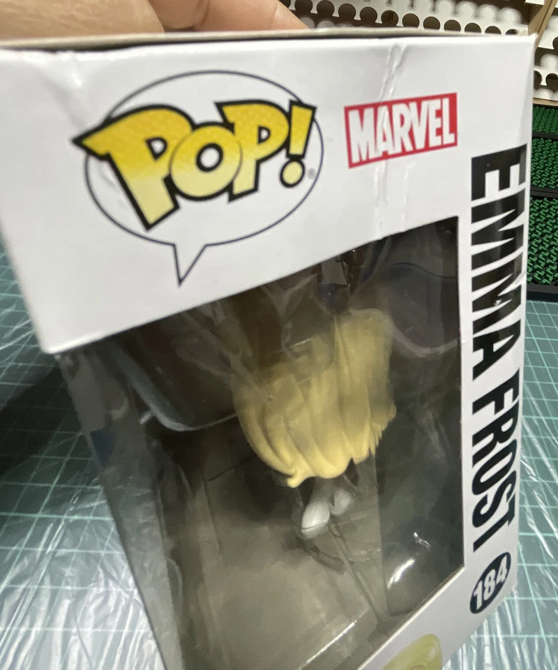 funko pop marvel  184 Emma Frost edicion limitada - Imagen 2 de 4