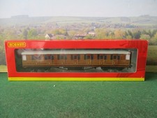 HORNBY 00 61FT6IN CORRIDOR 1ST CLASS COACH LNER TEAK '22356' CAT NO.R4171