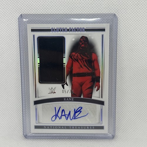 MAGLIA KANE 2024 NATIONAL TREASURES WWE CLUTCH FACTOR FIRME #d 05/75 CF-KNE - Foto 1 di 2