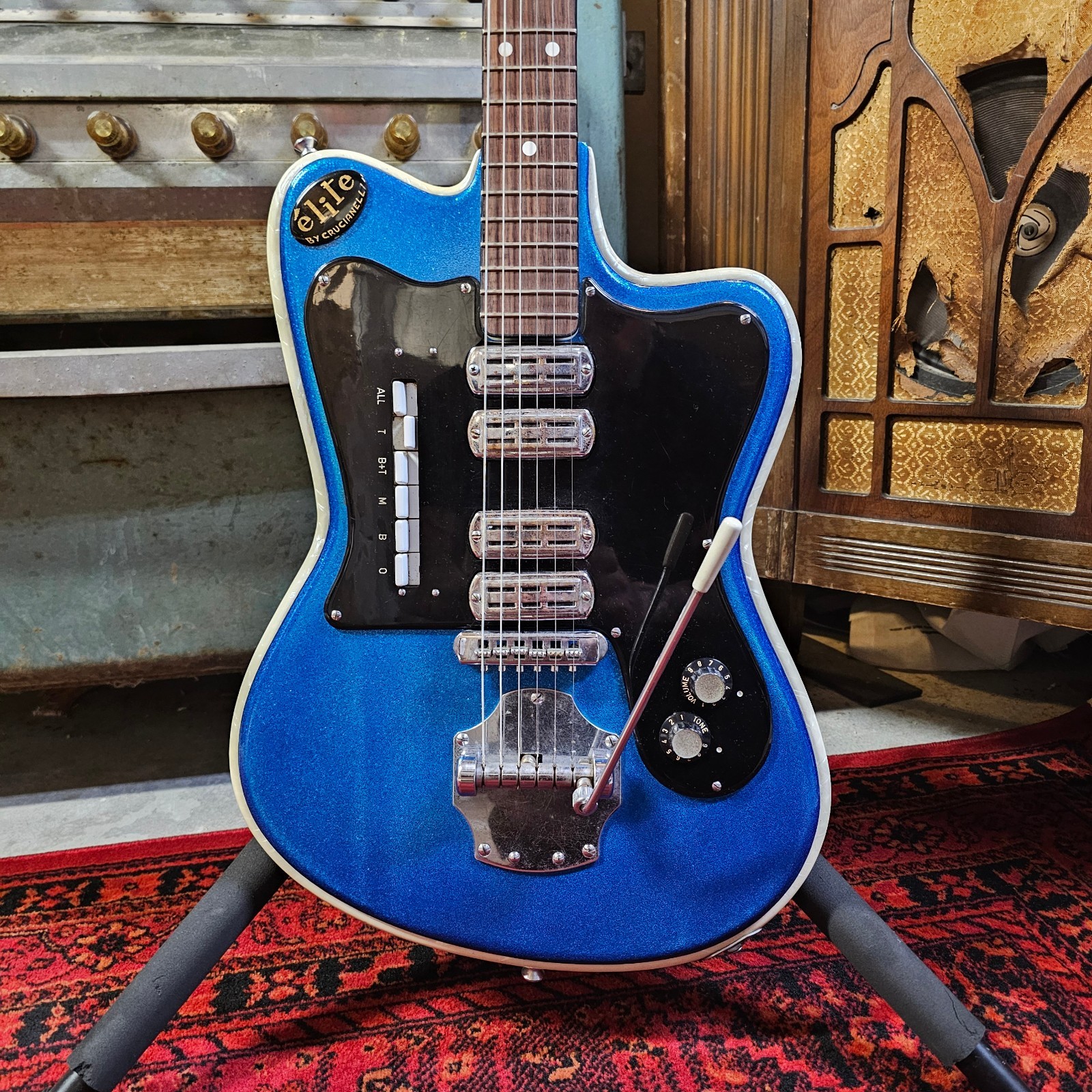 1963 Crucianelli Elite Model 40-V Blue Sparkle