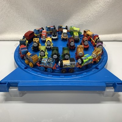 Thomas & Friends Train Set Play Wheel Case with 27 mini trains, Some Light Up!