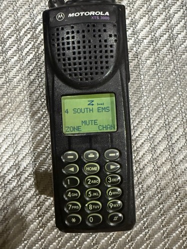 1-Motorola XTS3000 MODEL 3 700-800MHZ. LAFD FREQS PROGRAMMED AS SCANNER w/MODAT - Picture 5 of 19