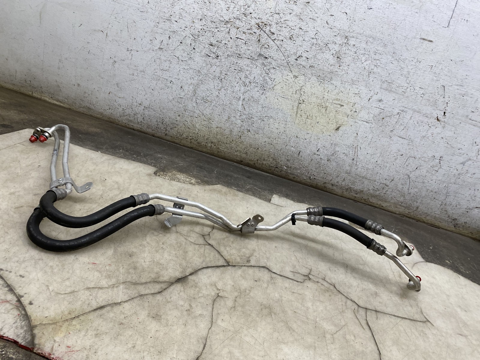 2015-2020 BENTLEY BENTAYGA OEM TRANSMISSION FLUID LINE HOSE TUBE PIPE 36A317753