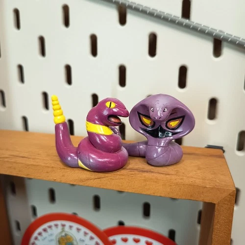 TOMY Pokemon EKANS & ARBOK 1.5" Mini Figure CGTSJ Nintendo Vintage Toy Lot of 2