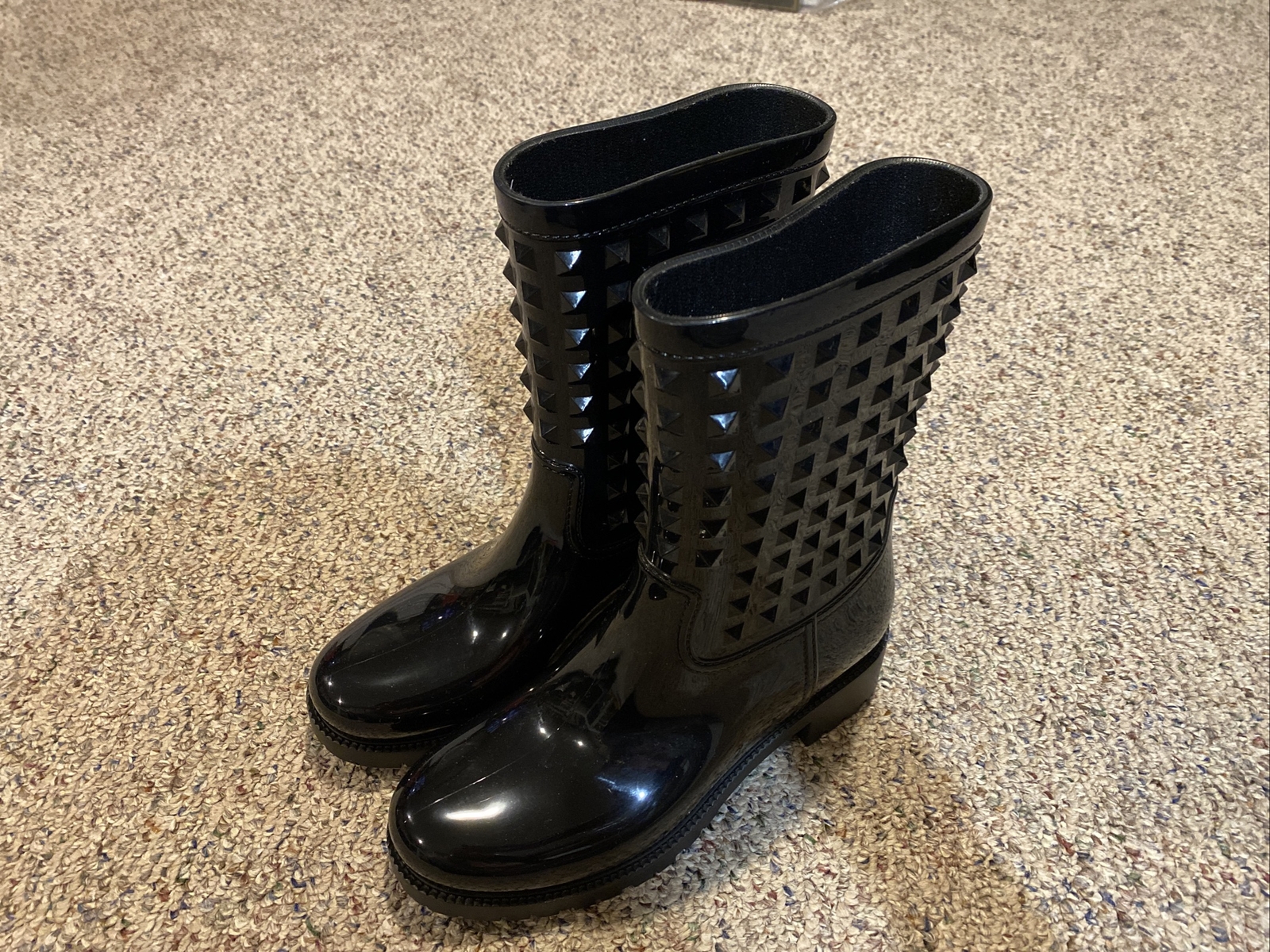 Rockstud' Black Rain Boots Size 