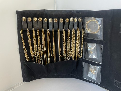 Ever True gold-colour necklace and bracelet jewellery set