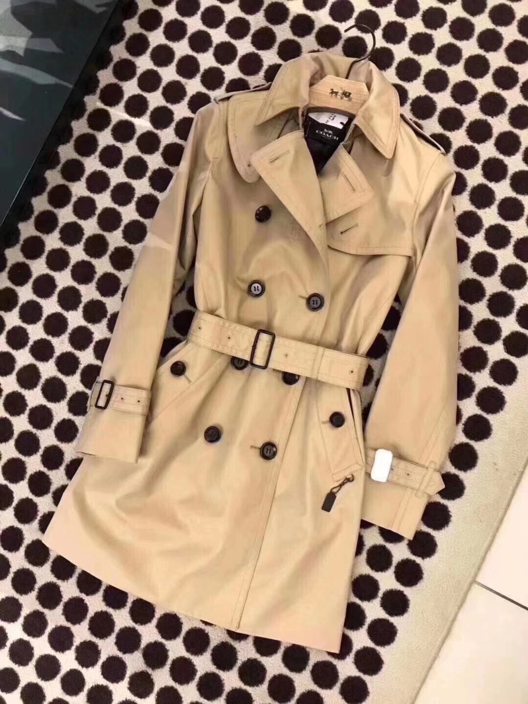 NWT Coach women's Mid length tan trench coat $550 retail price | eBay NWT Coach women's Mid length tan trench coat $550 retail price | eBay