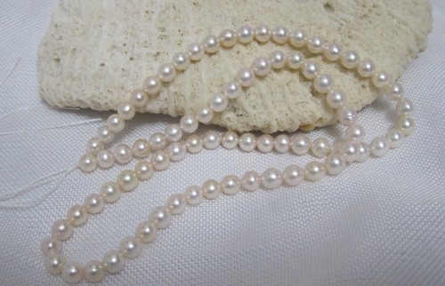 AAA Natural Japanese Akoya Saltwater Cultured Pearl Strand 16.5" 80 Pearls - Picture 11 of 12
