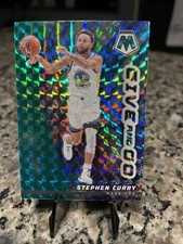 2022-23 Panini Mosaic Give And Go - Stephen Curry Green Mosaic Prizm #11