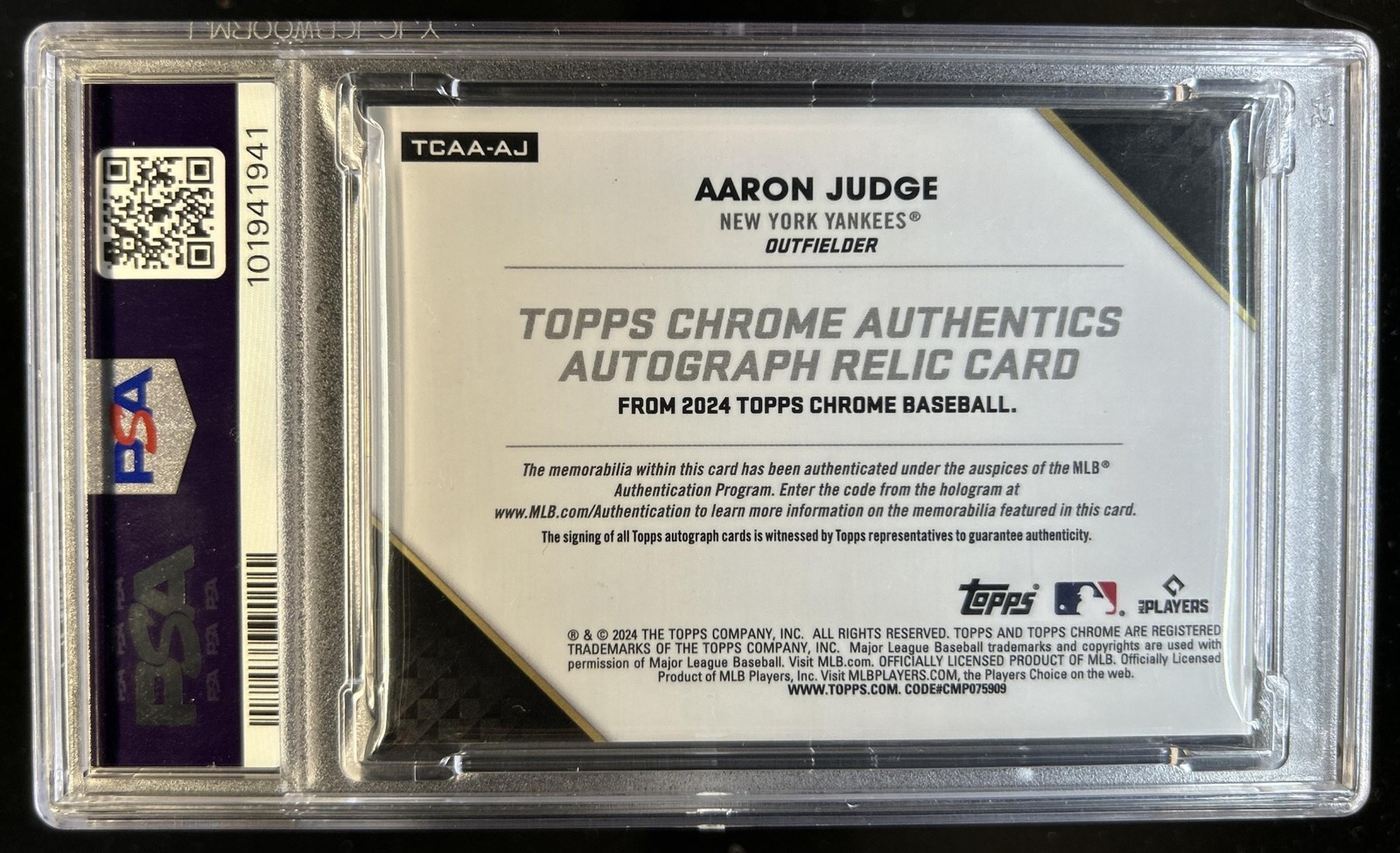 2024 Topps Chrome Aaron Judge Authentics Auto SP Jersey #/25 #TCAA-AJ PSA 8 view 2