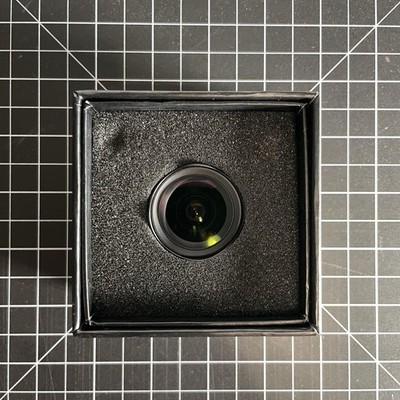 Moment 18mm Wide Lens O-Series V1 (w/ Box + Pouch) Old Version