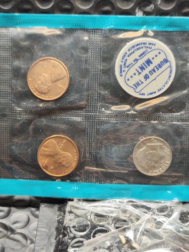 1969 Mint Set BU P,D,&S Opened Ungraded Mint Error Please Read Full Description - Picture 2 of 17