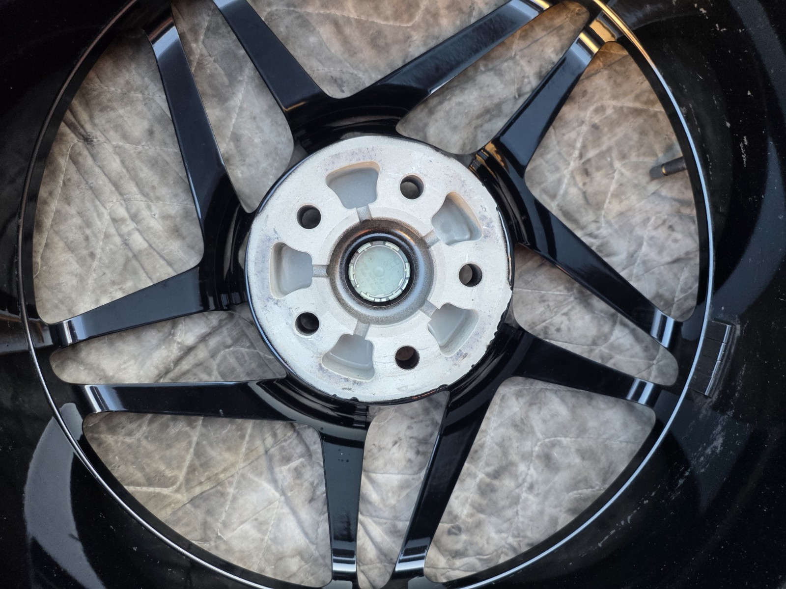 FERRARI 488 & F8 PISTA SPIDER OEM 20" GLOSS BLACK FORGED WHEEL/TIRE/TPMS/CAP SET
