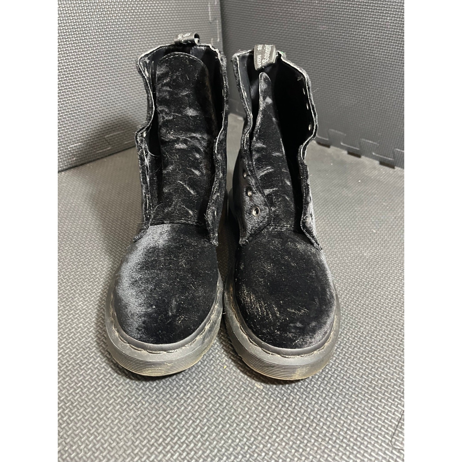 Doc Dr Martens Page Black Velvet Combat Boots Womens Size 7 Grunge Moto Emo thumbnail 3