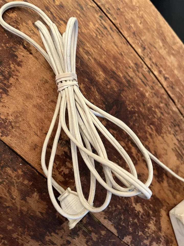 Vintage Neoclassical Italian Carved Art Alabaster Marble Urn Table Lamp - Image 4 of 4