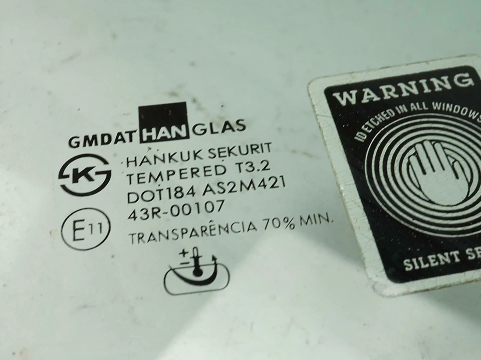 Suzuki Verona 2004-2006 ventana de vidrio puerta derecha lado del pasajero delantero OEM Foto 4 de 4