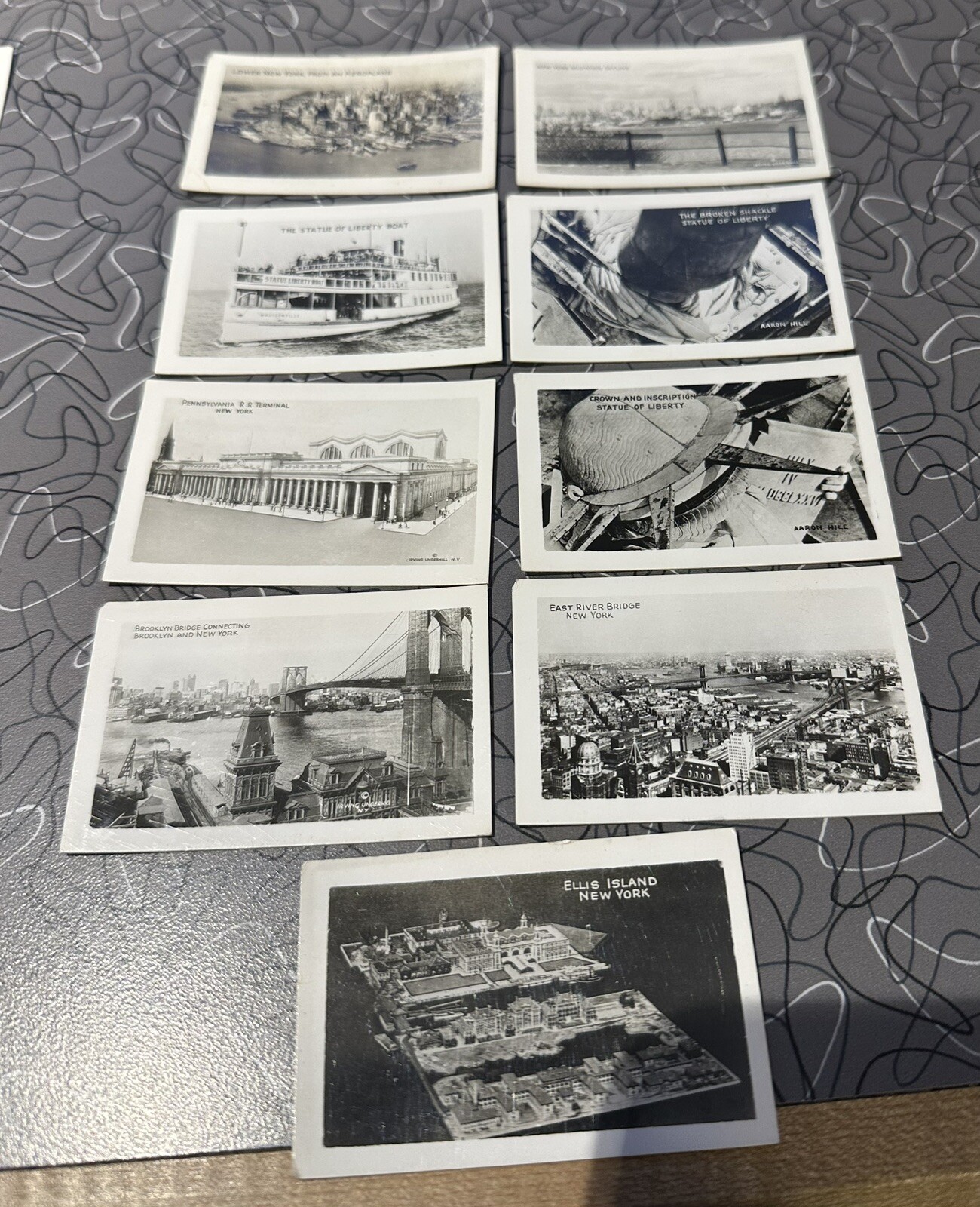 20 Vintage Tourist Photos Statue of Liberty and NYC with Mailing Case