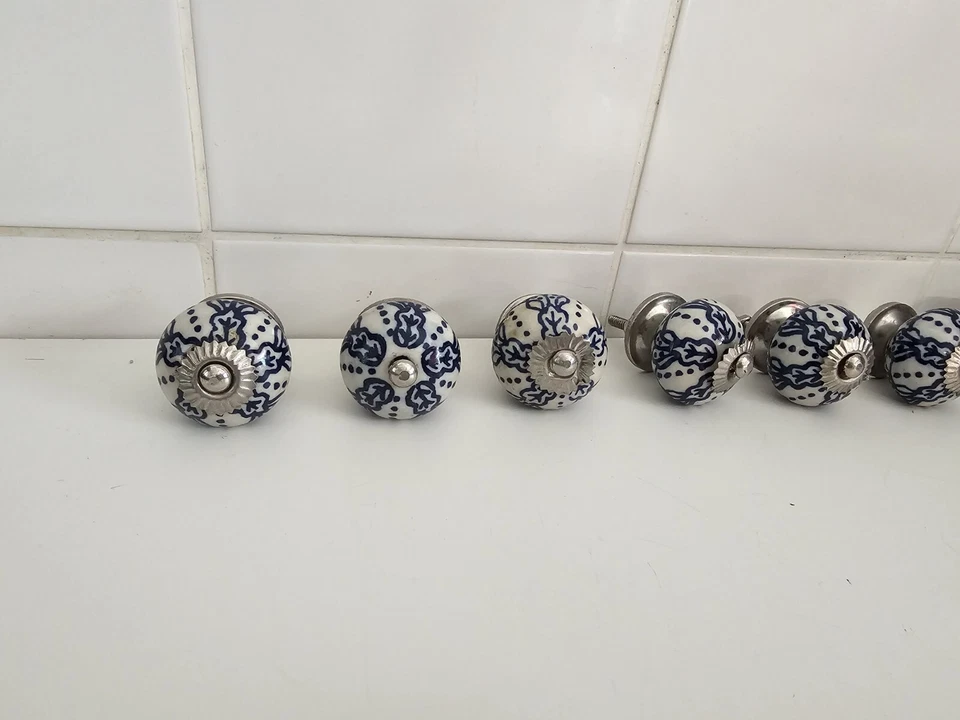 Collection Vintage Porcelain  Door Knobs  - Image 3 of 4