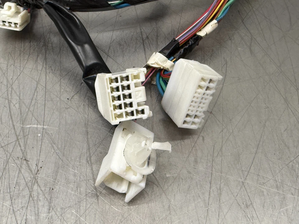 2006 Toyota Sienna FRONT Passenger Right Door Wiring Harness Wire - Image 4 of 4