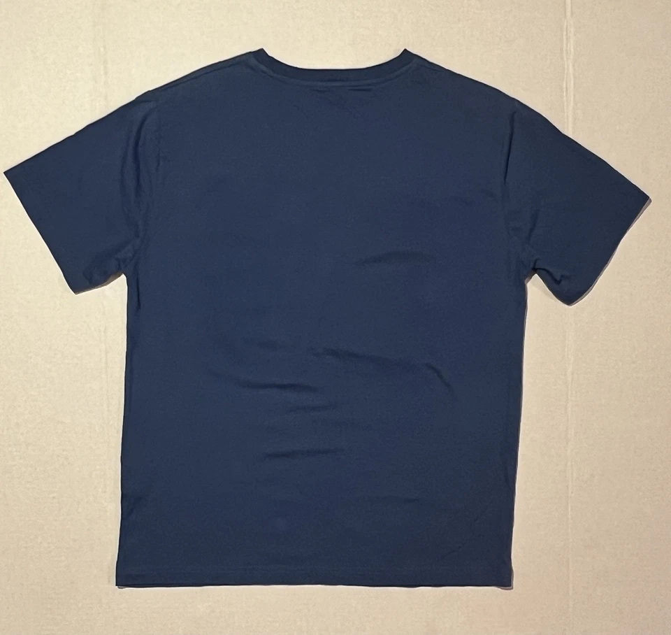 Camiseta Disneyland Paris Goofy & Donald Duck Eiffel Disney Azul Talla M- Usada en Excelente Condición Foto 2 de 4