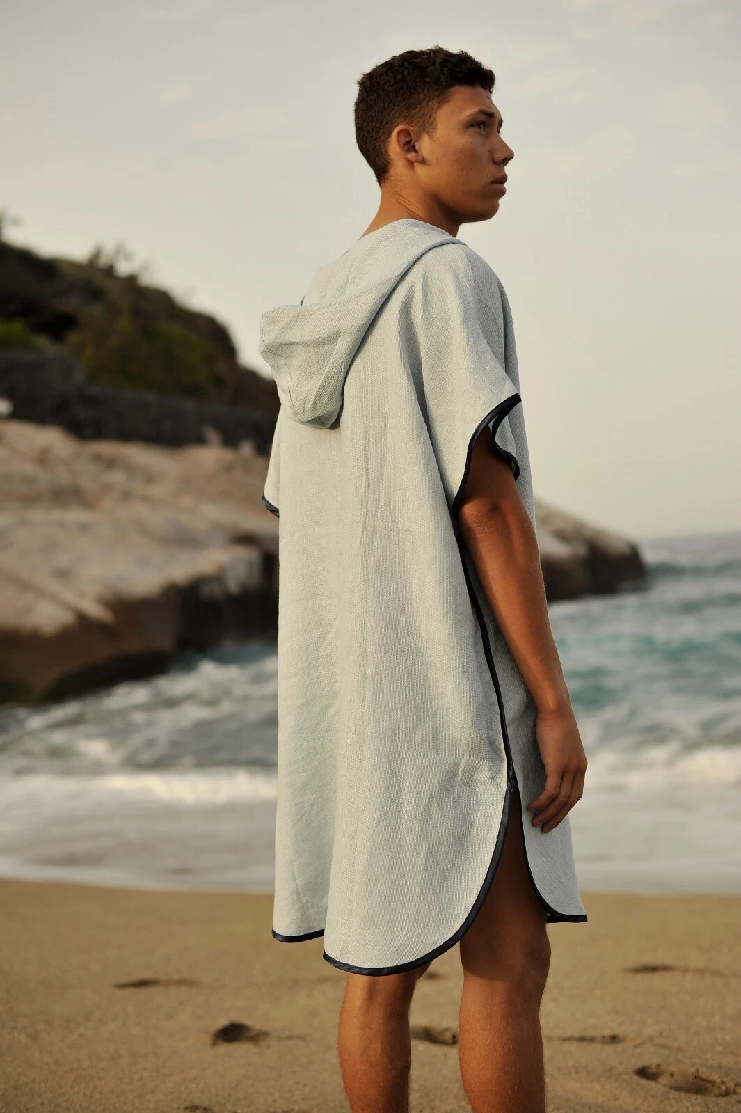 Men's Linen Small Waffle Beach Poncho: The Perfect Summer Gift in various colors