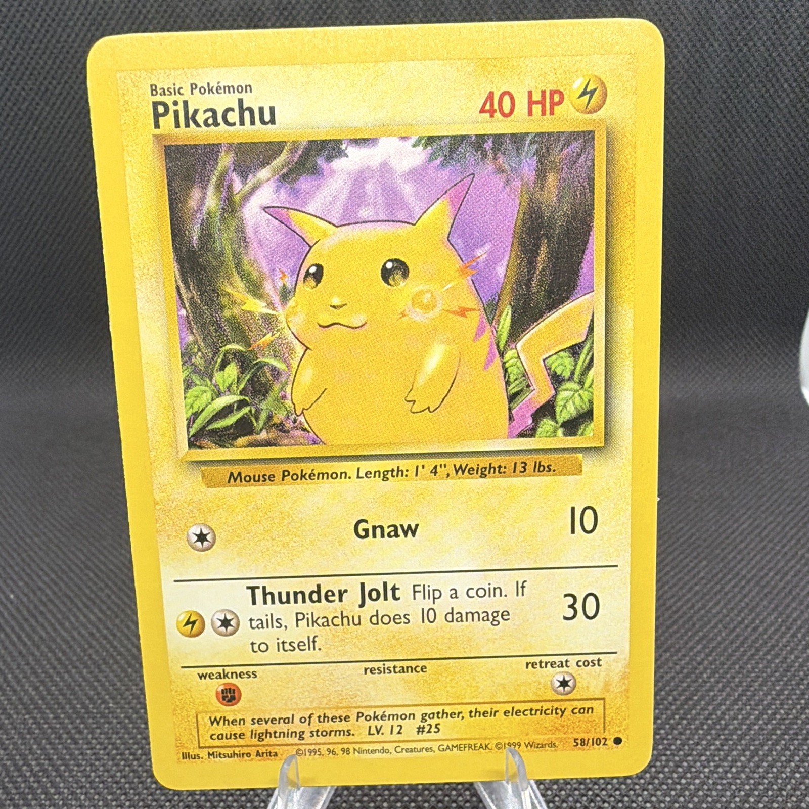 Wizards of the Coast Pokemon TCG Pikachu 58/102 Base Set Common Unlimited HP40