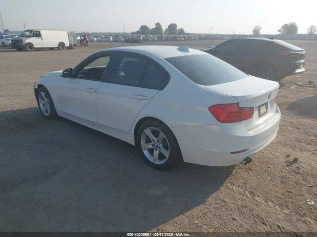 (LOCAL PICKUP ONLY) Passenger Right Front Door Fits 12-18 BMW 320i 2639211 Foto 3 de 4