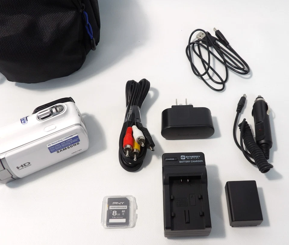 Samsung HMX-F90 HD Camcorder 2.7-inch LCD White New! Bag & Accessories - Image 4 of 4