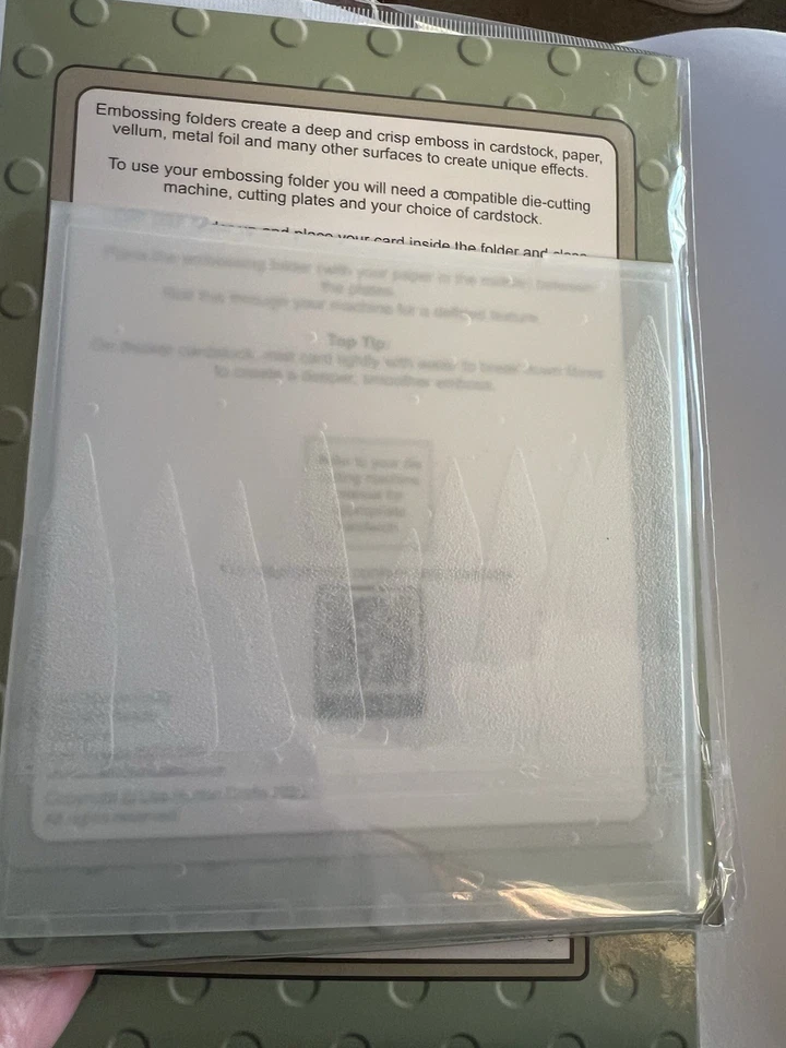 Lisa Horton Winter Trees  Stencil 3d embossing Folder Set lot - Image 3 of 3