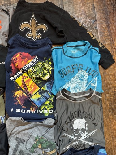 16 Lot - Boys Small T Shirts - Nike Under Armour Old Navy Etc - Good Condition - Picture 3 of 5