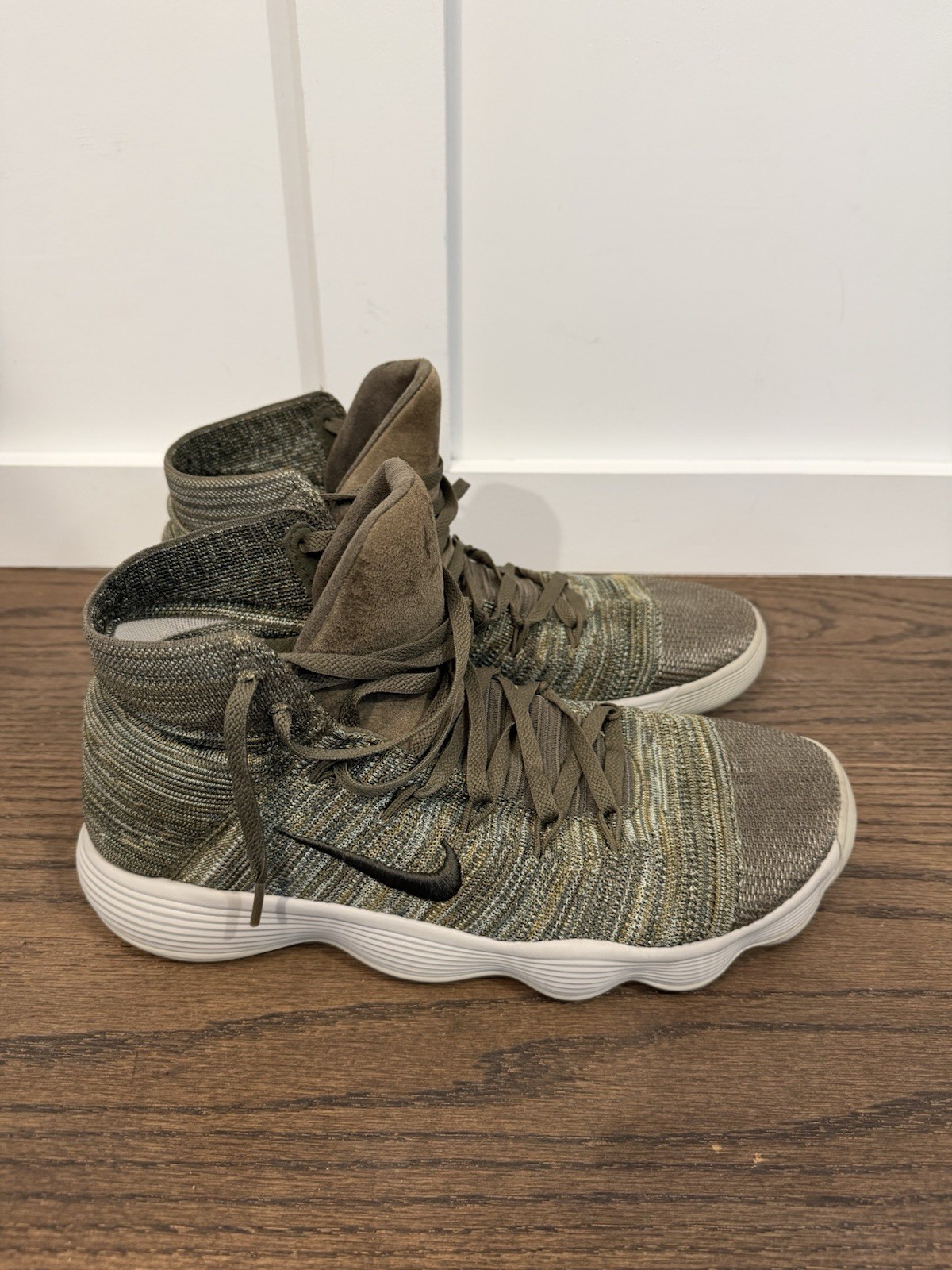Nike React Hyperdunk Olive Gray White FlyKnit (Ex… - image 2