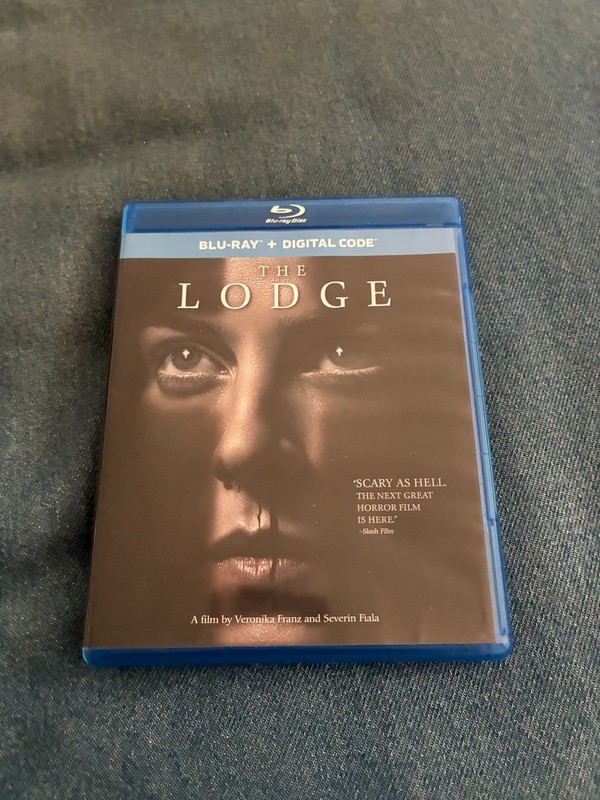 The Lodge  - Blu-ray - Riley Keough !!