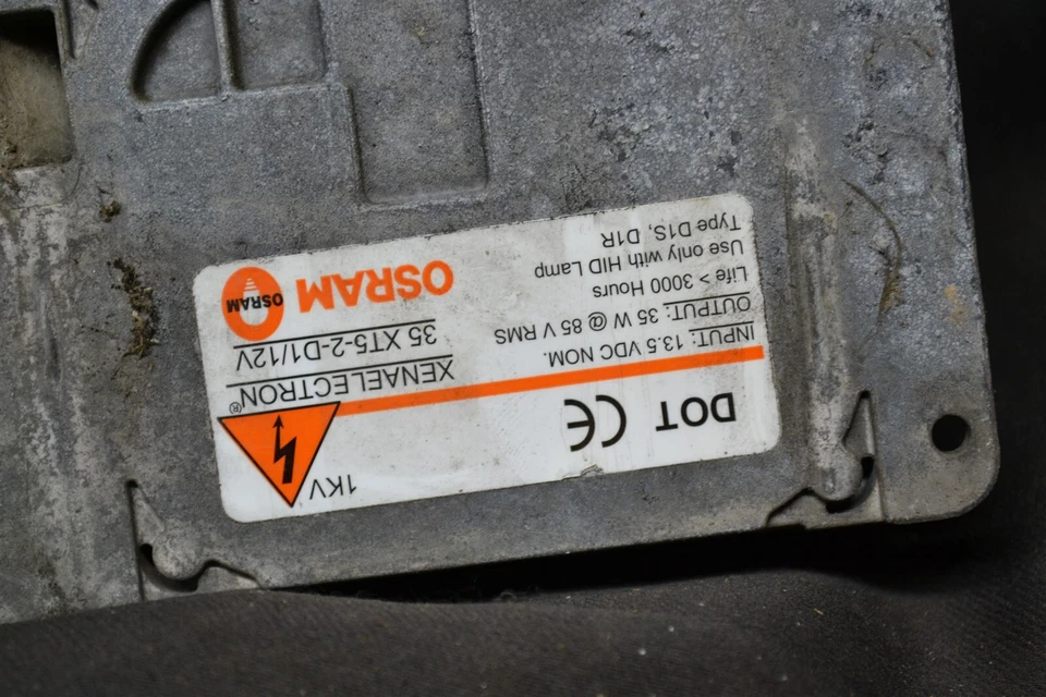 03-06 Cadillac Escalade - Faro Xenón HID Lastre OSRAM con Bombilla Probada Foto 3 de 4