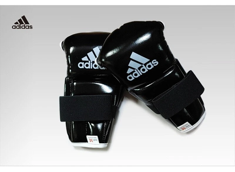 Guantes Adidas Corea Taekwondo Cobra (ADITCG01) Negro Dedo Abierto Protector de Mano Foto 4 de 4