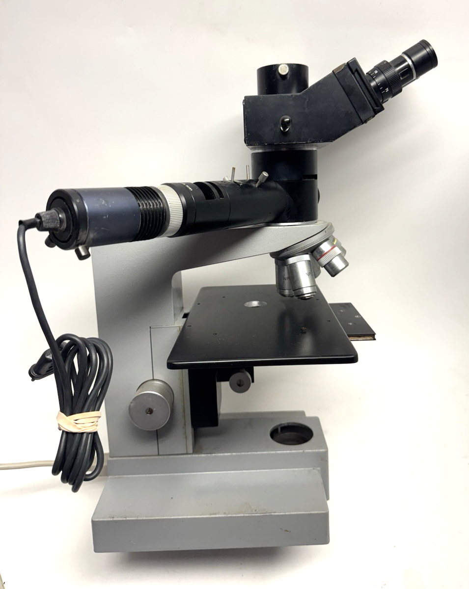 VINTAGE Leitz Ortholux II Microscope w/5x Objectives/ILamp Housing