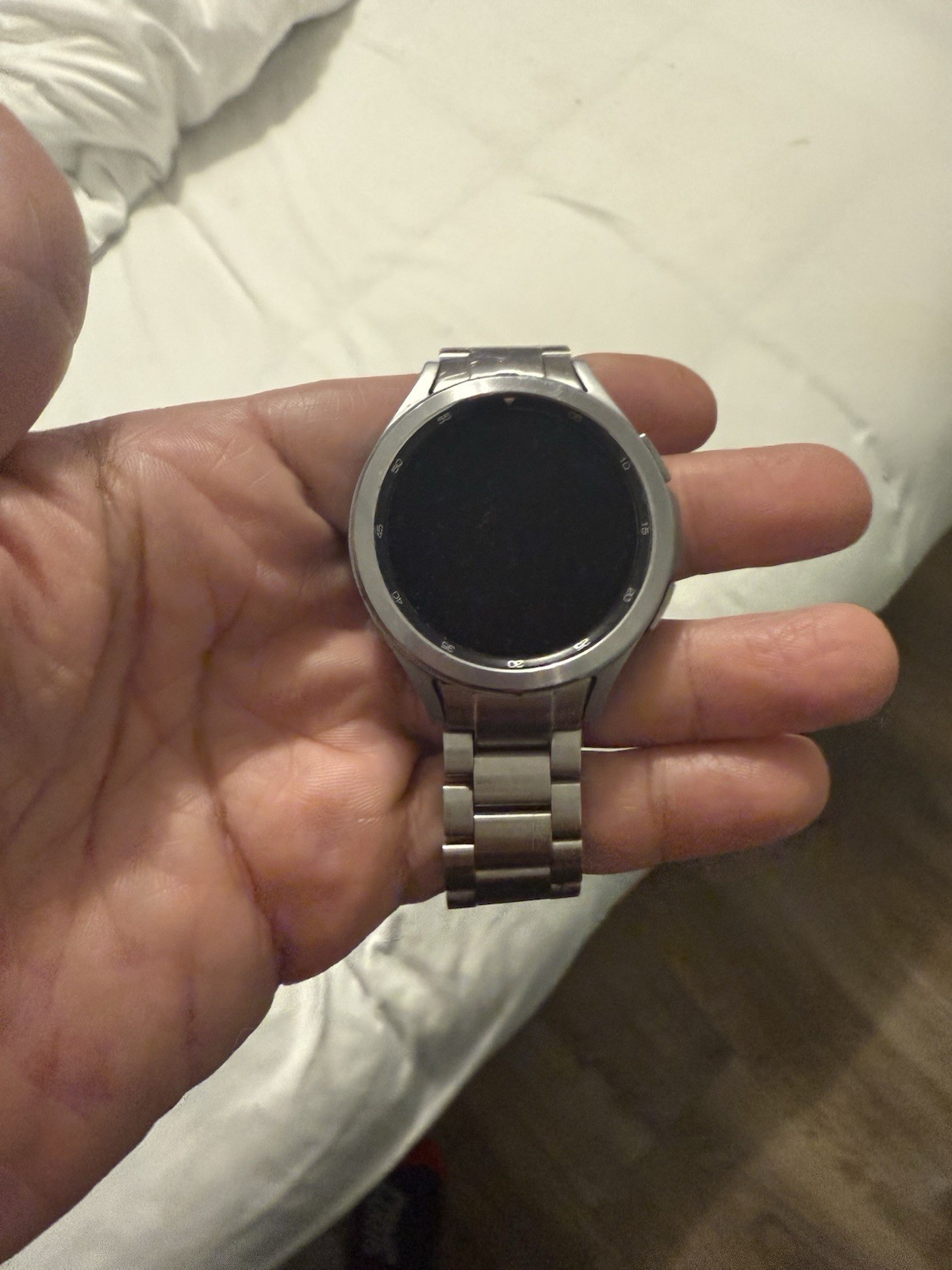 Samsung Galaxy Watch 4 Classic 46mm LTE Black Aluminum Case Sport Band