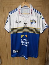 Leeds Rhinos Home Rugby Shirt 2021-22 Size Medium