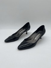 VTG Manolo Blahnik Black Patent Leather Brogue Kitten Heel Pumps Women's EU 38.5