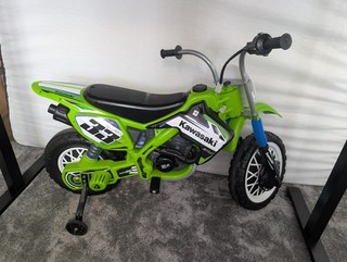 Injusa Kawasaki 12V Electric Ride On Motorbike / Dirt Bike with Stabilisers