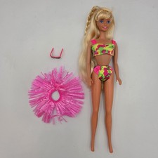 1990 HAWAIIAN FUN BARBIE Doll Z Eyes Original Outfit Hula Skirt Sunglasses