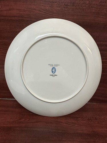 Vintage Royal Cameo Regina Rose Fine China Gold Trim Dinner Plates 3307 Set Of 2 - Picture 3 of 5