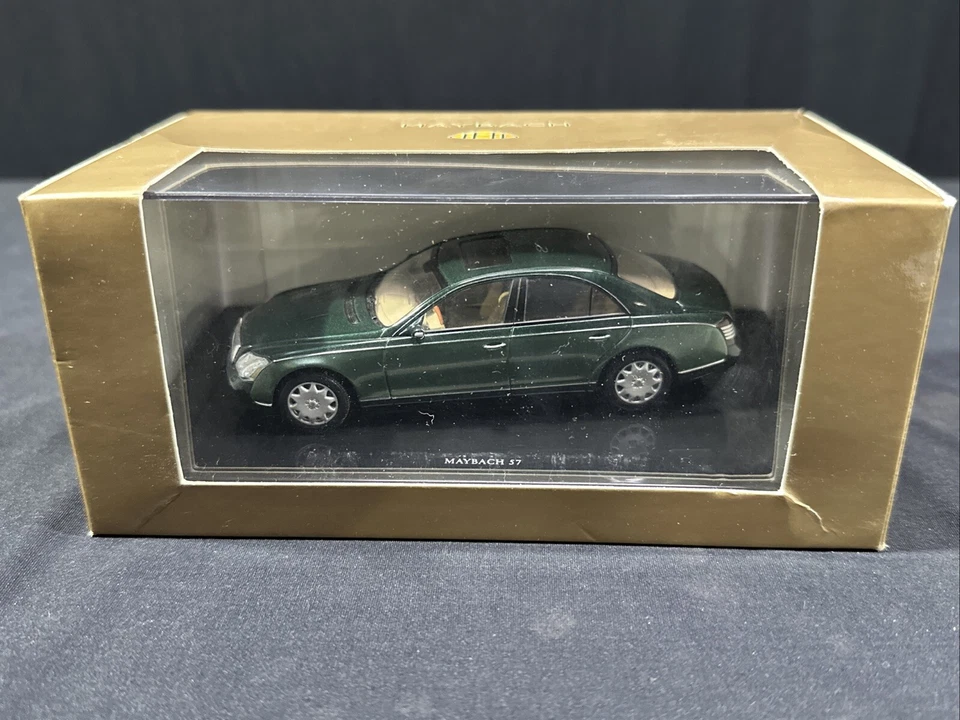 2005 Maybach 57 1:43 Scale Diecast Car Model Dark Green Mint - Image 2 of 4