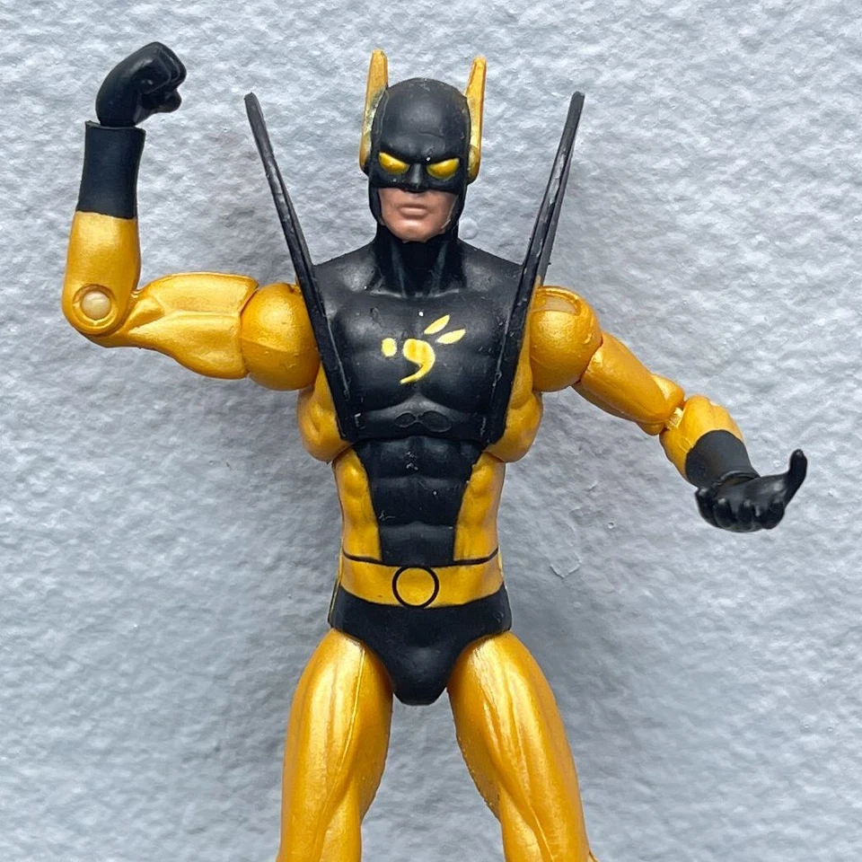 Figura de acción Hasbro 2009 Marvel Universe Yellow Jacket 4" pulgadas Foto 3 de 4